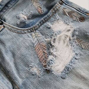 American Eagle Outfitters Distressed Denim Shorts with Embroidered Detai…